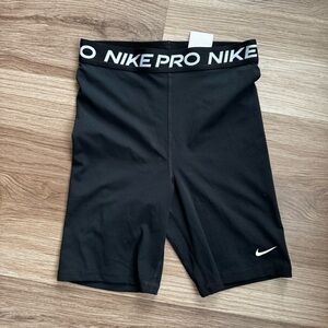 Nike Pro 7” High Waist Biker Shorts Black Women’s Compression Training